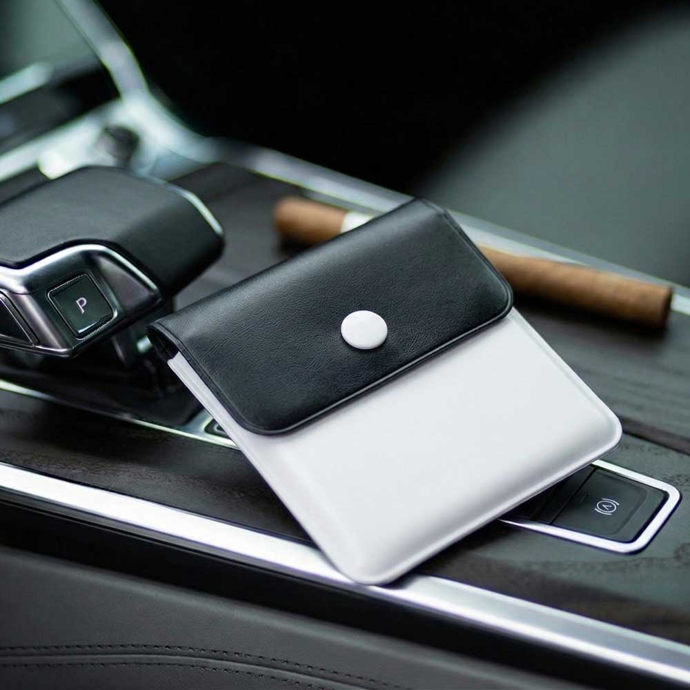 Портативен огнеупорен джобен пепелник